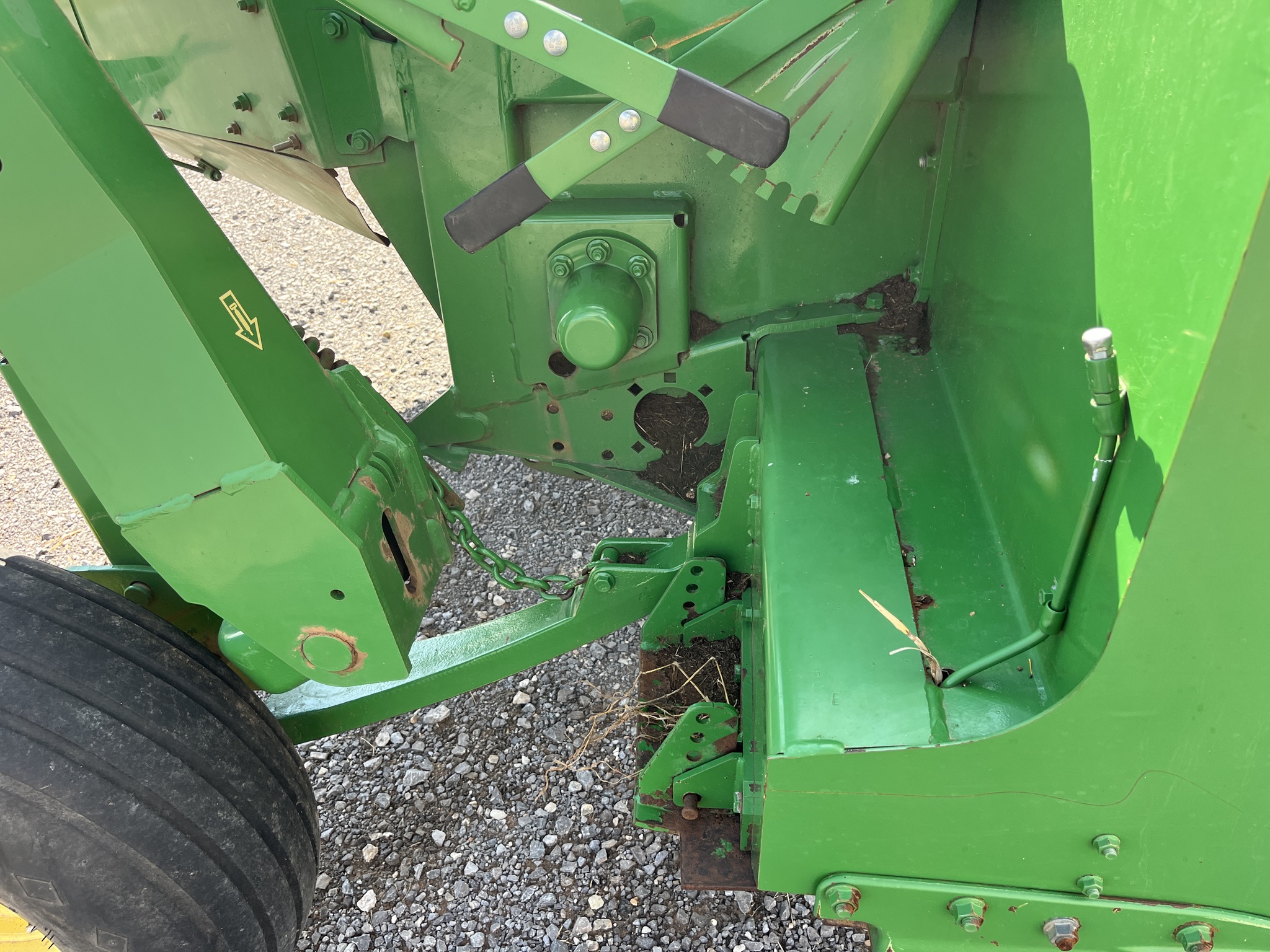 2011 John Deere 946 Image 13