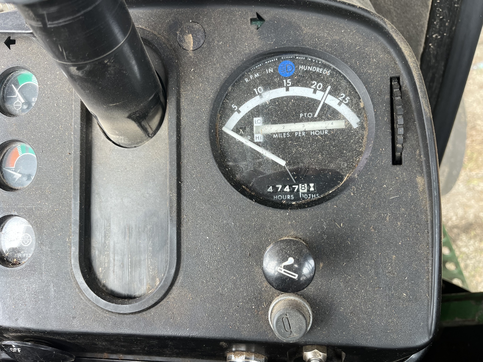 1982 John Deere 4240 Image 7