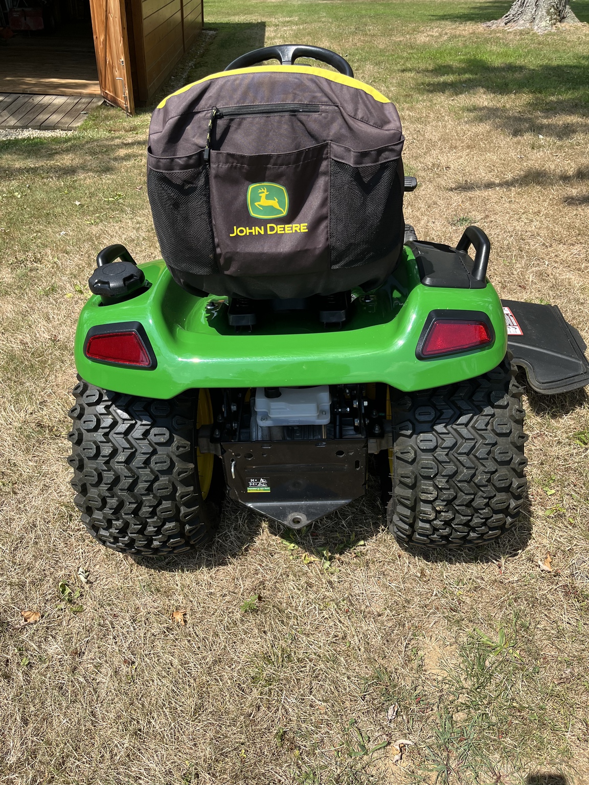 2019 John Deere X570 Image 2