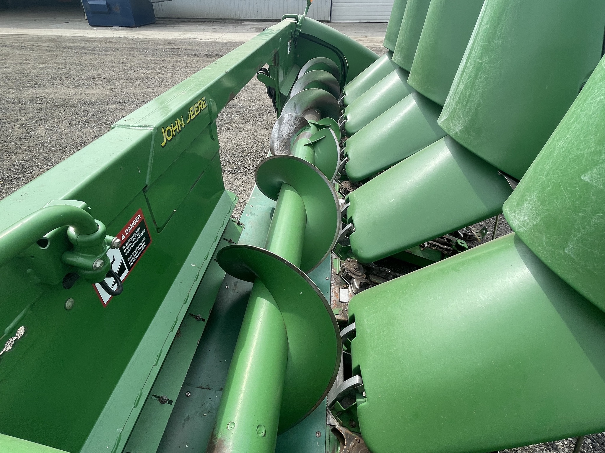 2012 John Deere 606C Image 4