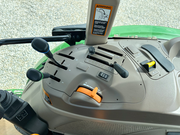 2024 John-Deere 6105E