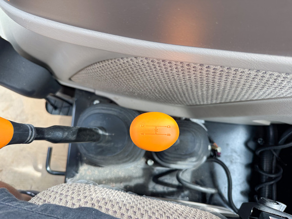 2024 John-Deere 6105E