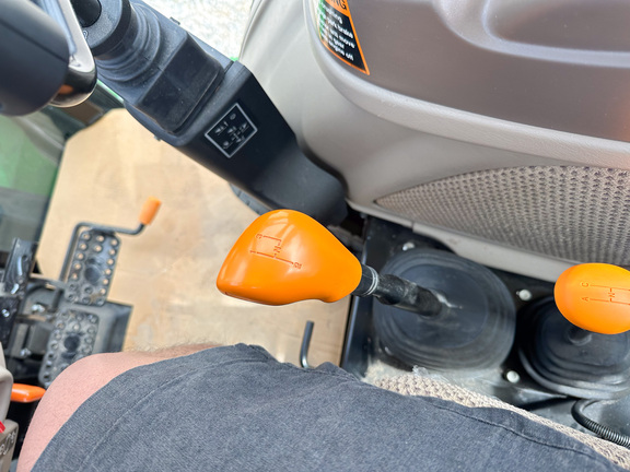 2024 John-Deere 6105E