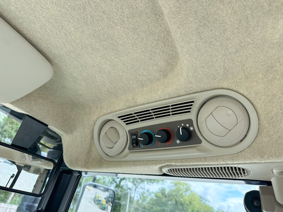 2024 John-Deere 6105E