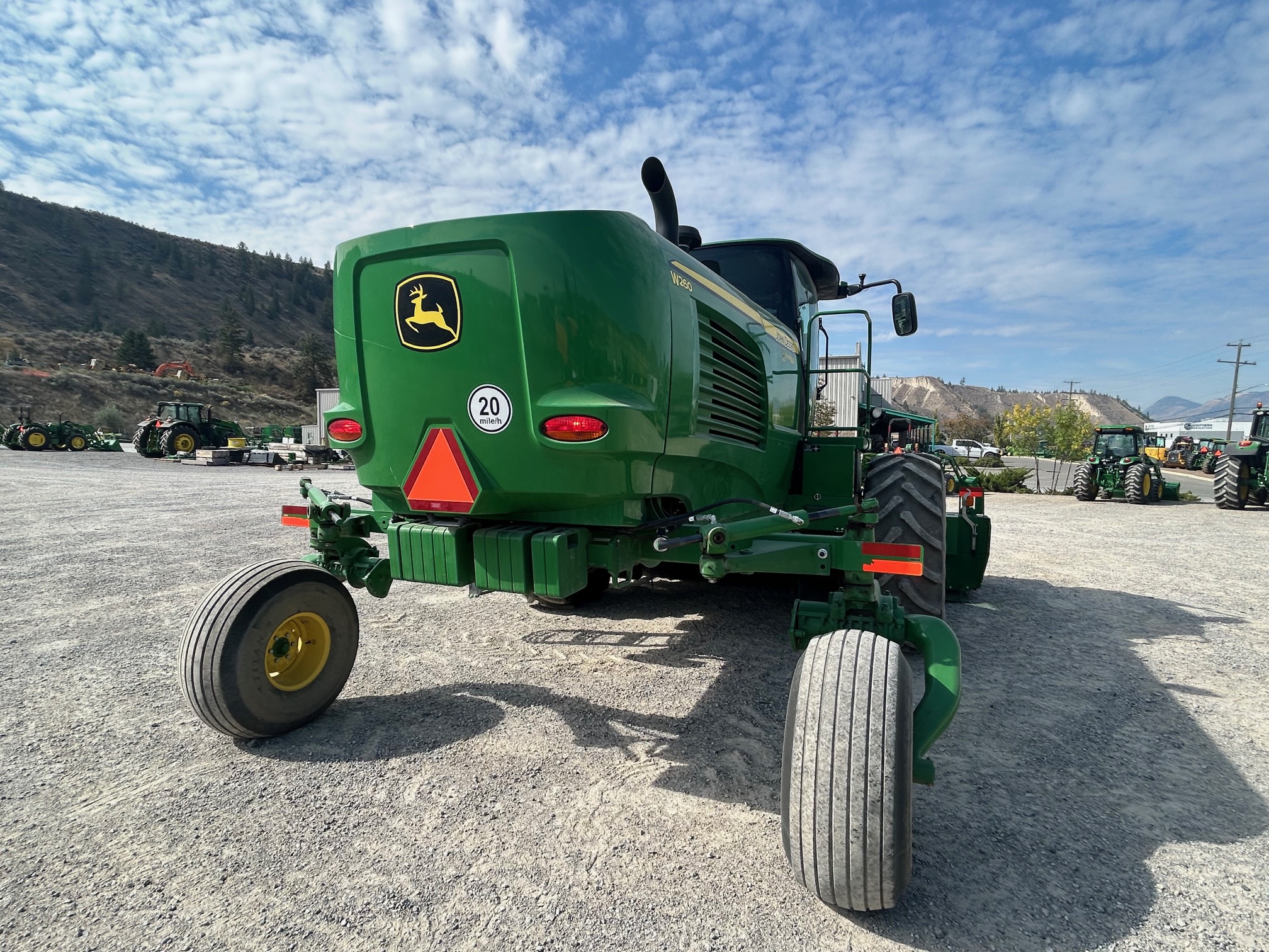 2021 John Deere W260 Image 10