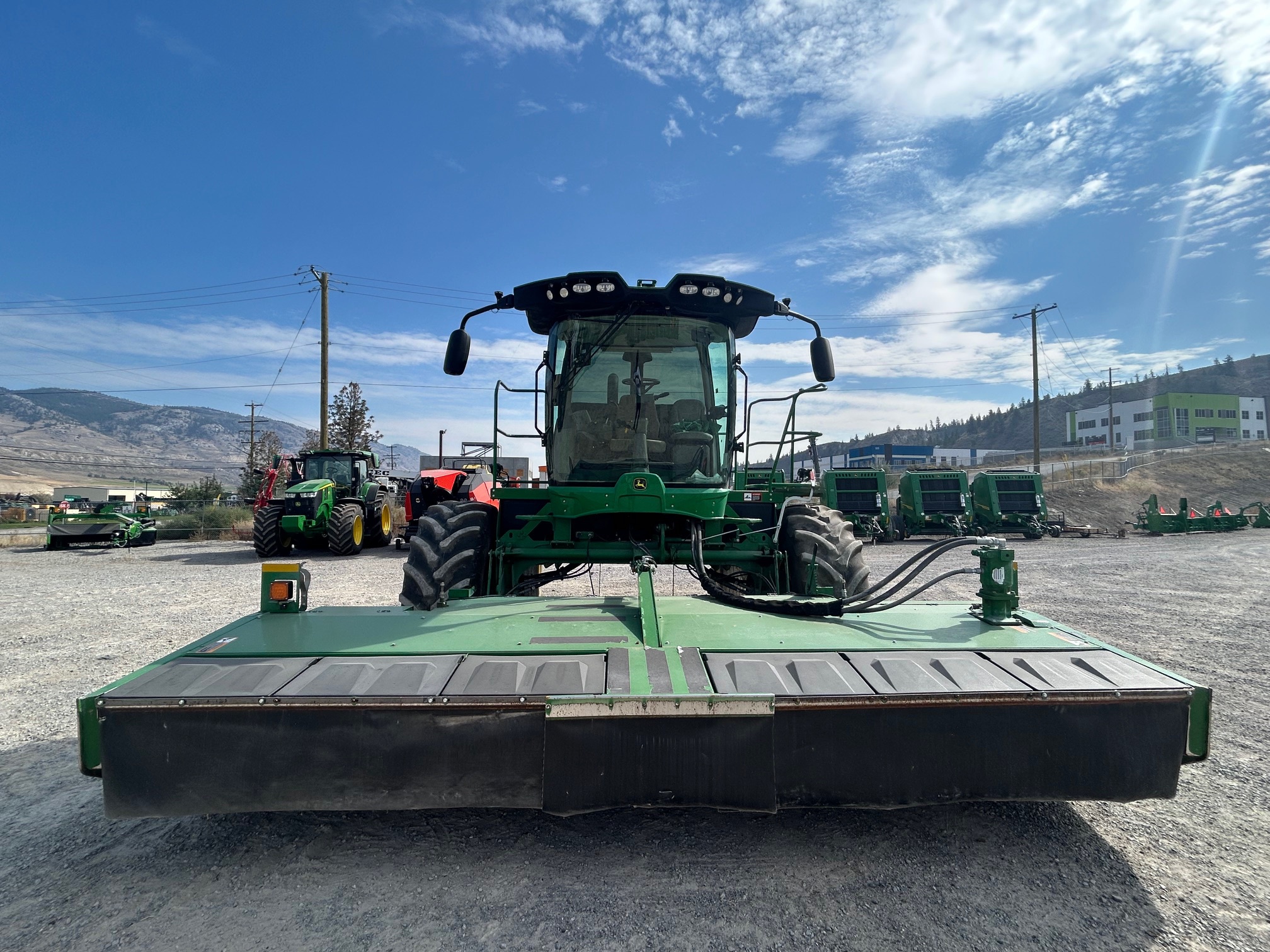 2021 John Deere W260 Image 2
