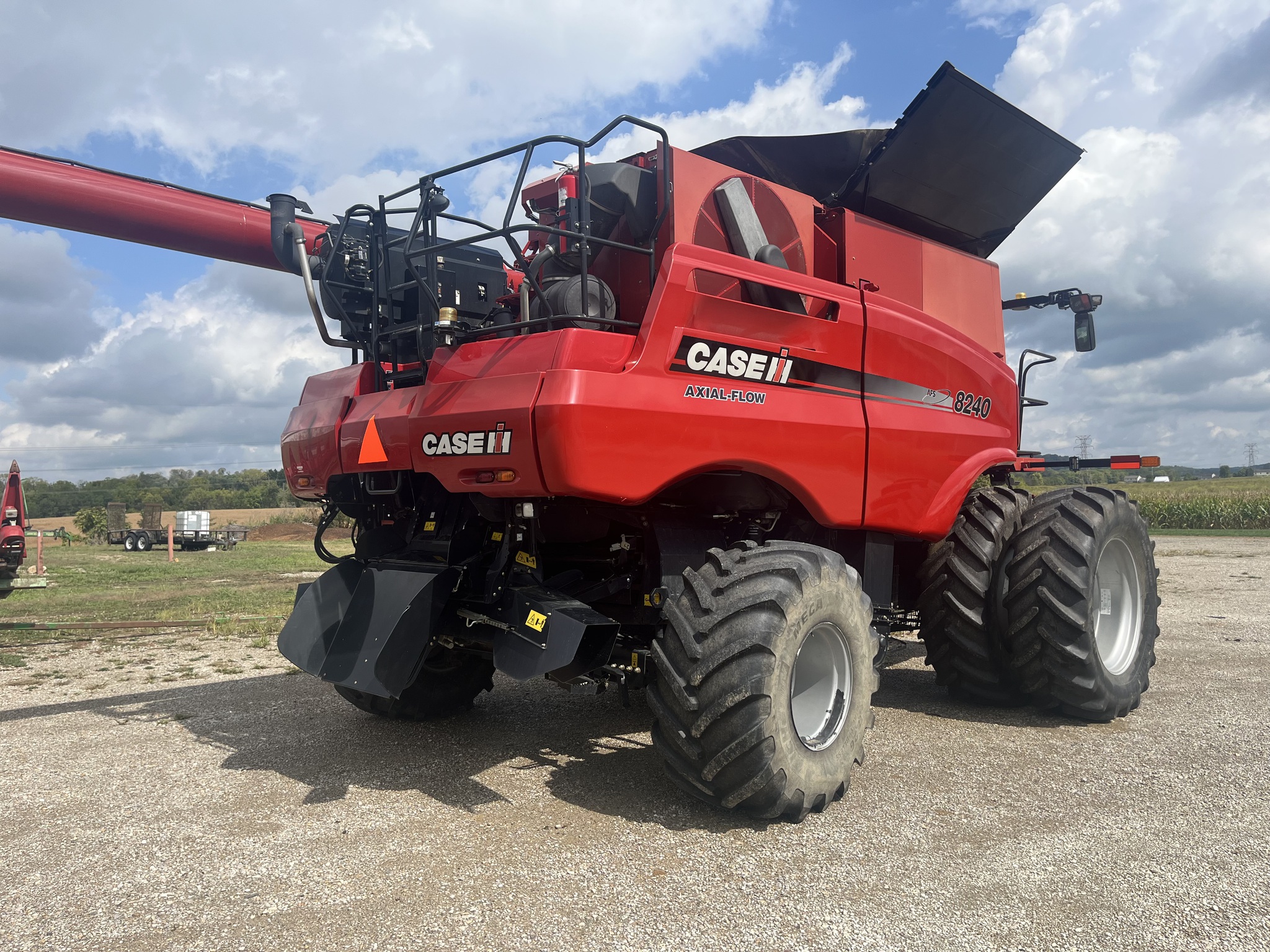 2018 Case IH 8240 Image 6