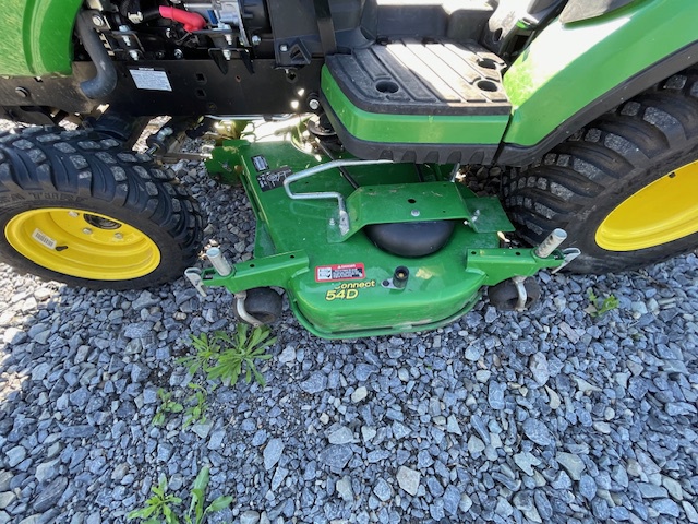 2021 John Deere 1025R Image 10