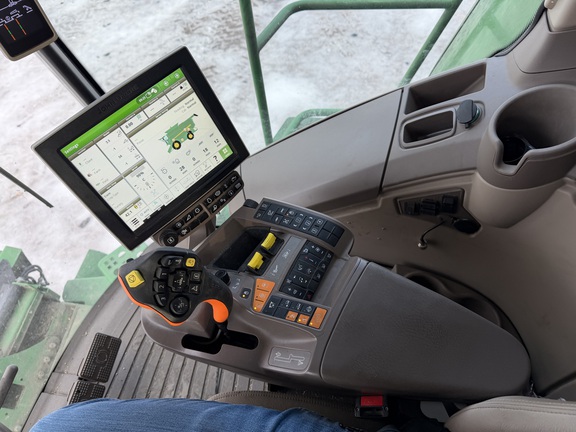 2023 John Deere S780 - Photo48