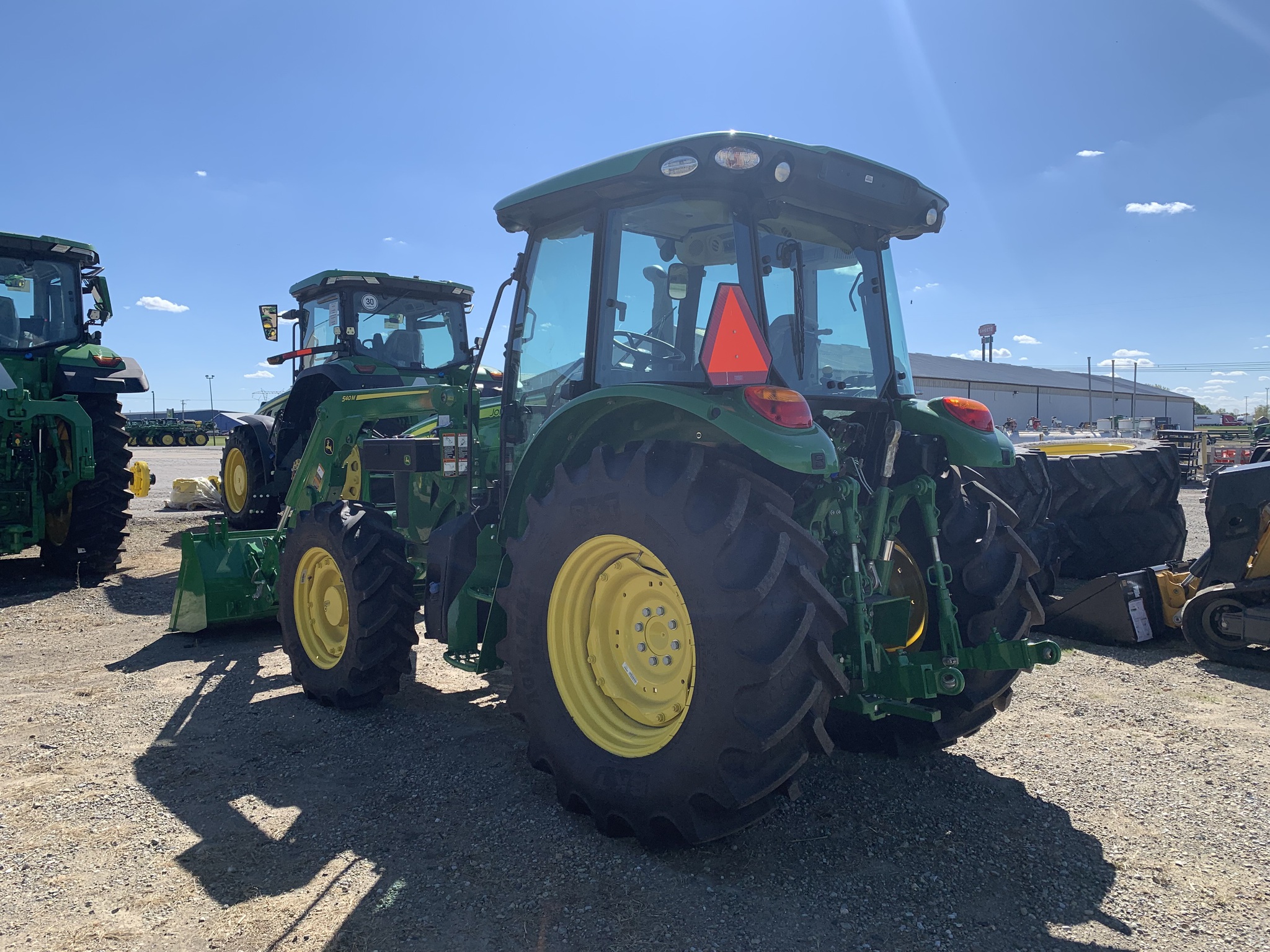 2024 John Deere 5120M Image 4