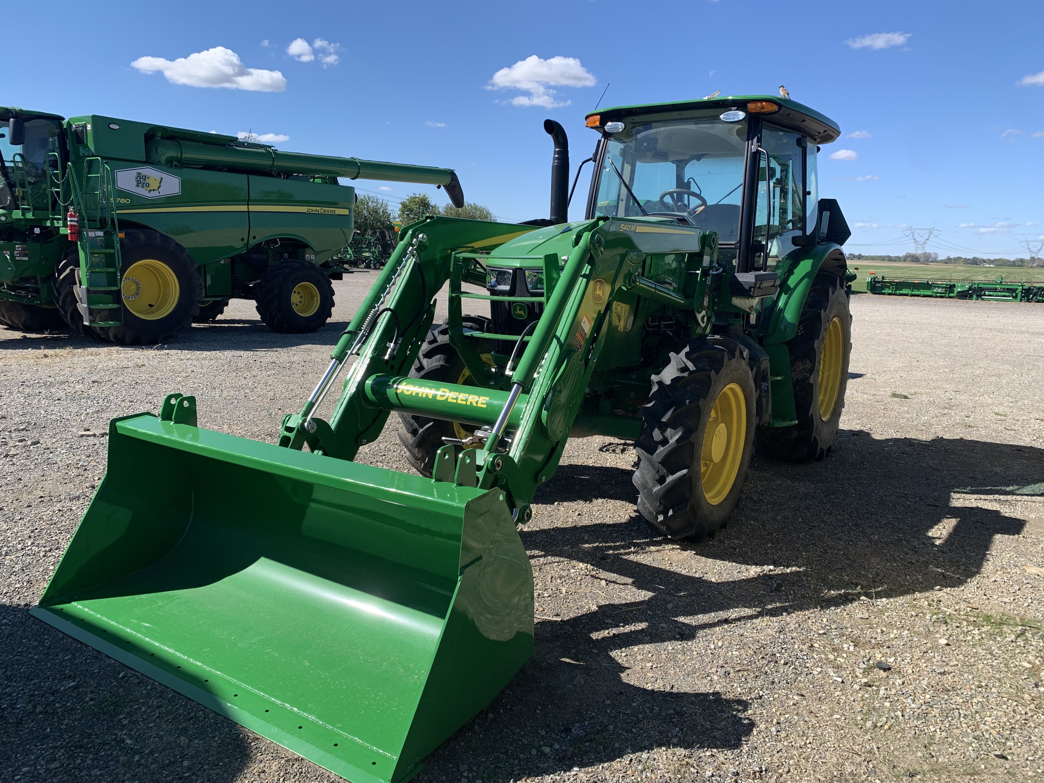 2024 John Deere 5120M Image 1
