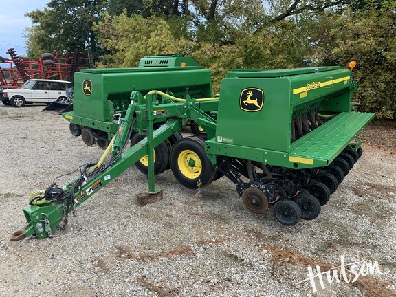Photo of 2015 John Deere 455