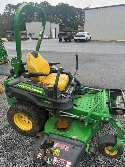 2022 John Deere Z960M GAS MIDZ MOWER Image 2