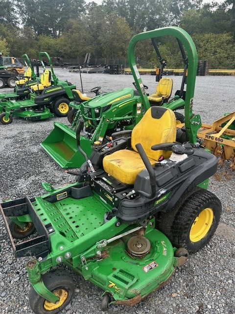 2022 John Deere Z960M GAS MIDZ MOWER Image 4