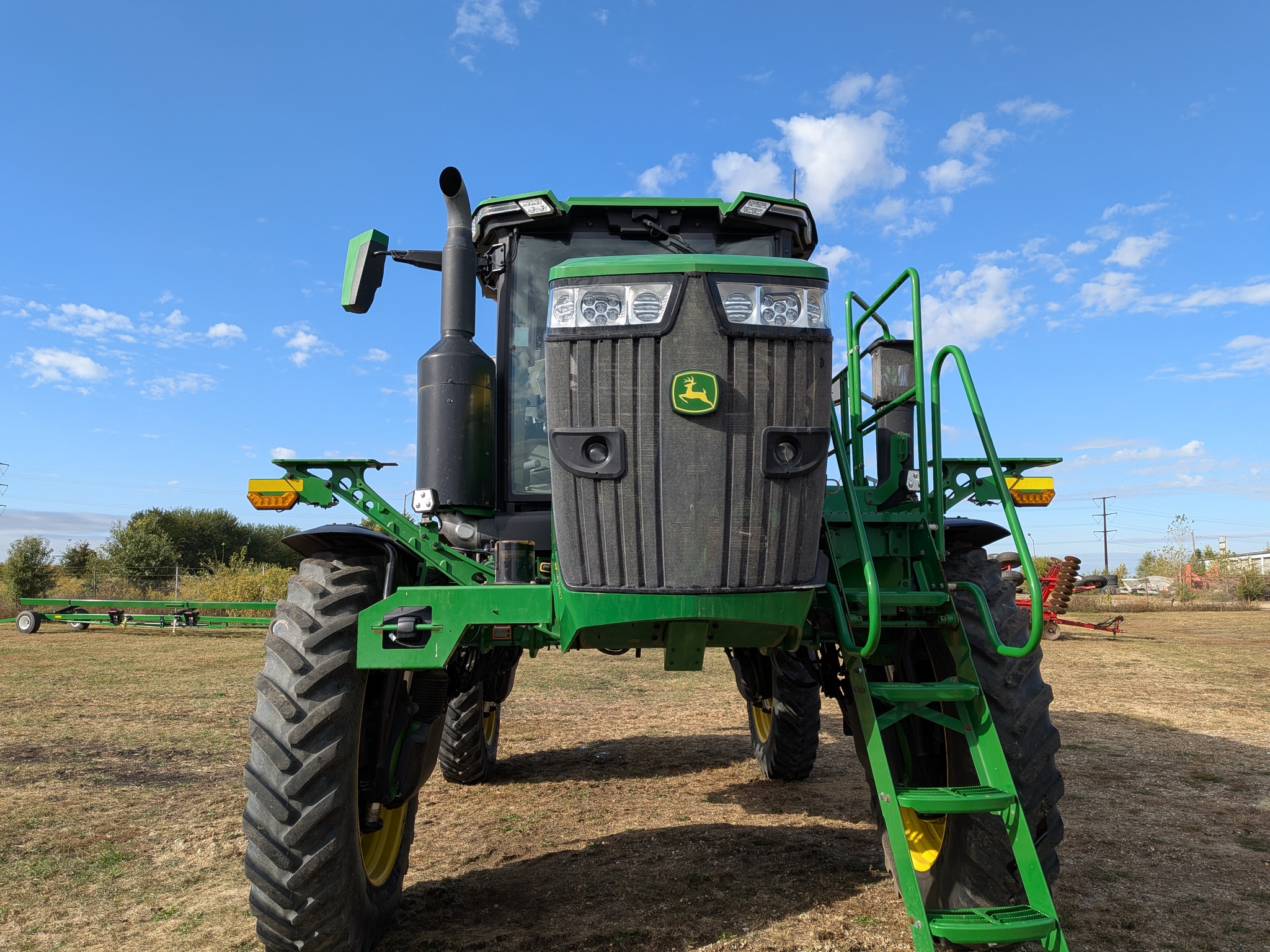  2023 John Deere 600R at Heritage Tractor in Roanoke, IL