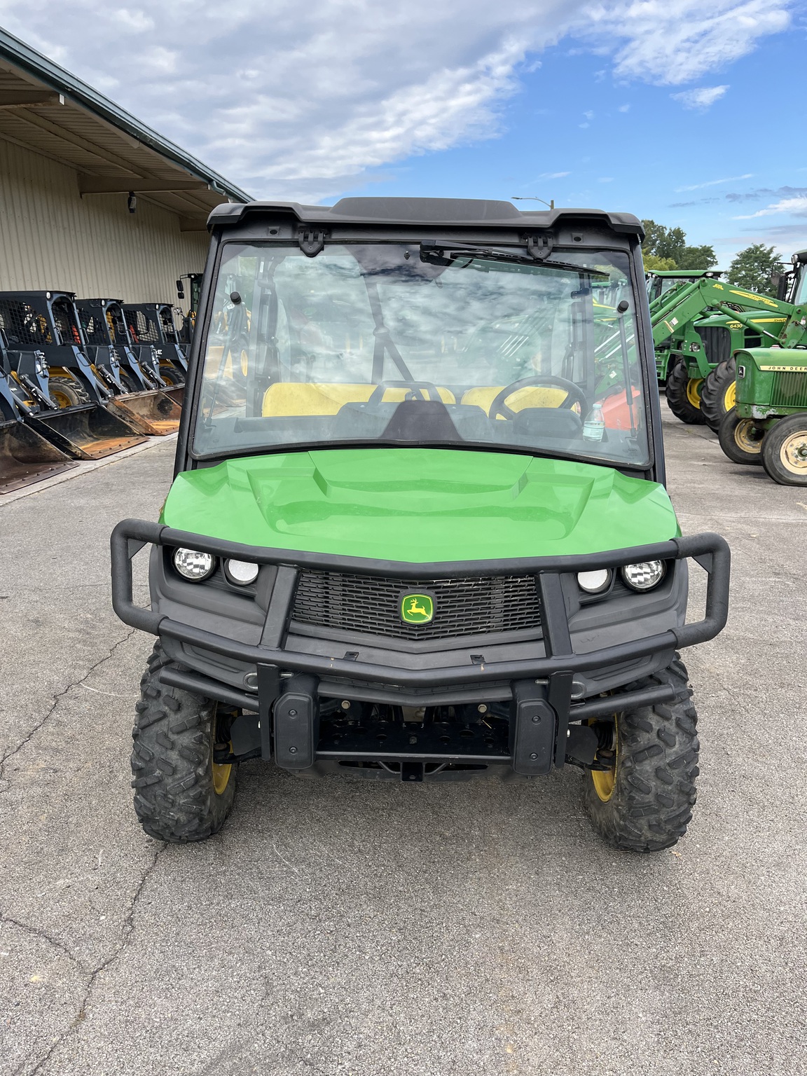 2021 John Deere XUV 835M Image 2