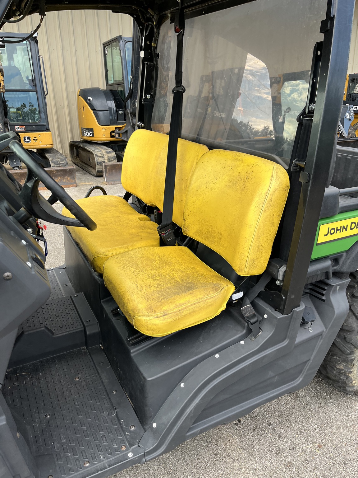 2021 John Deere XUV 835M Image 7