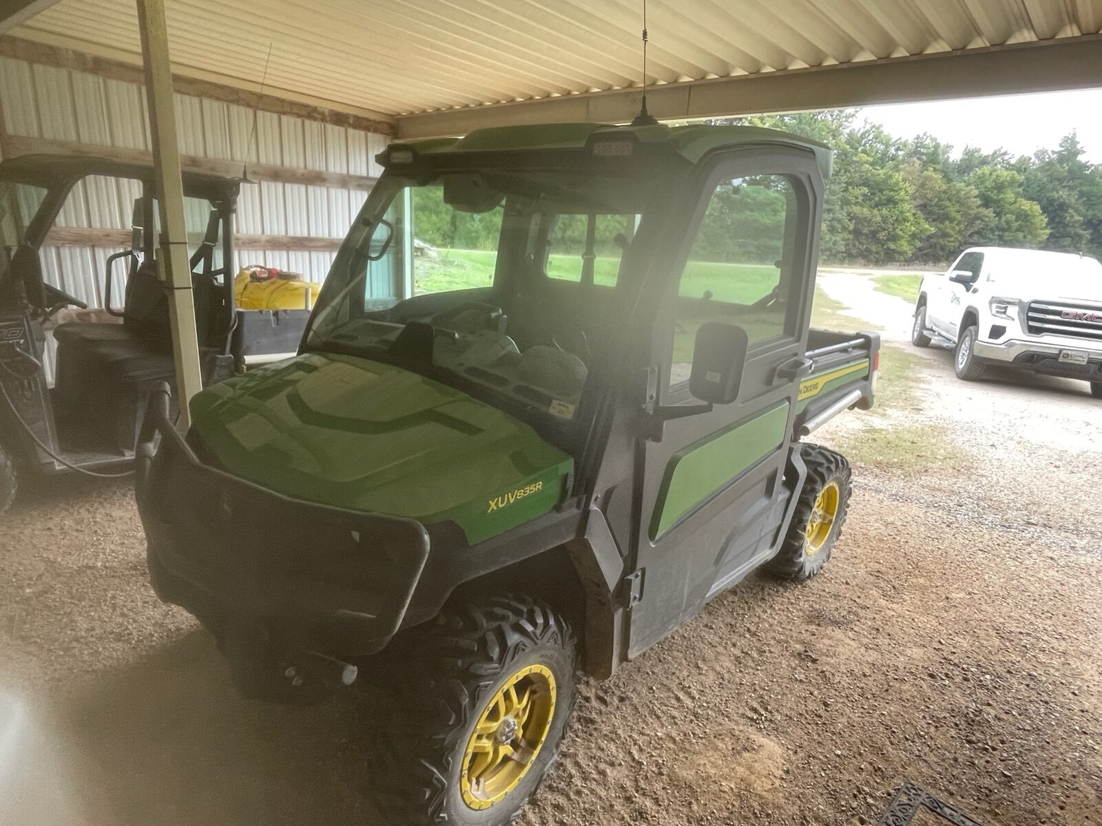 2021 John Deere XUV 835R Image 11