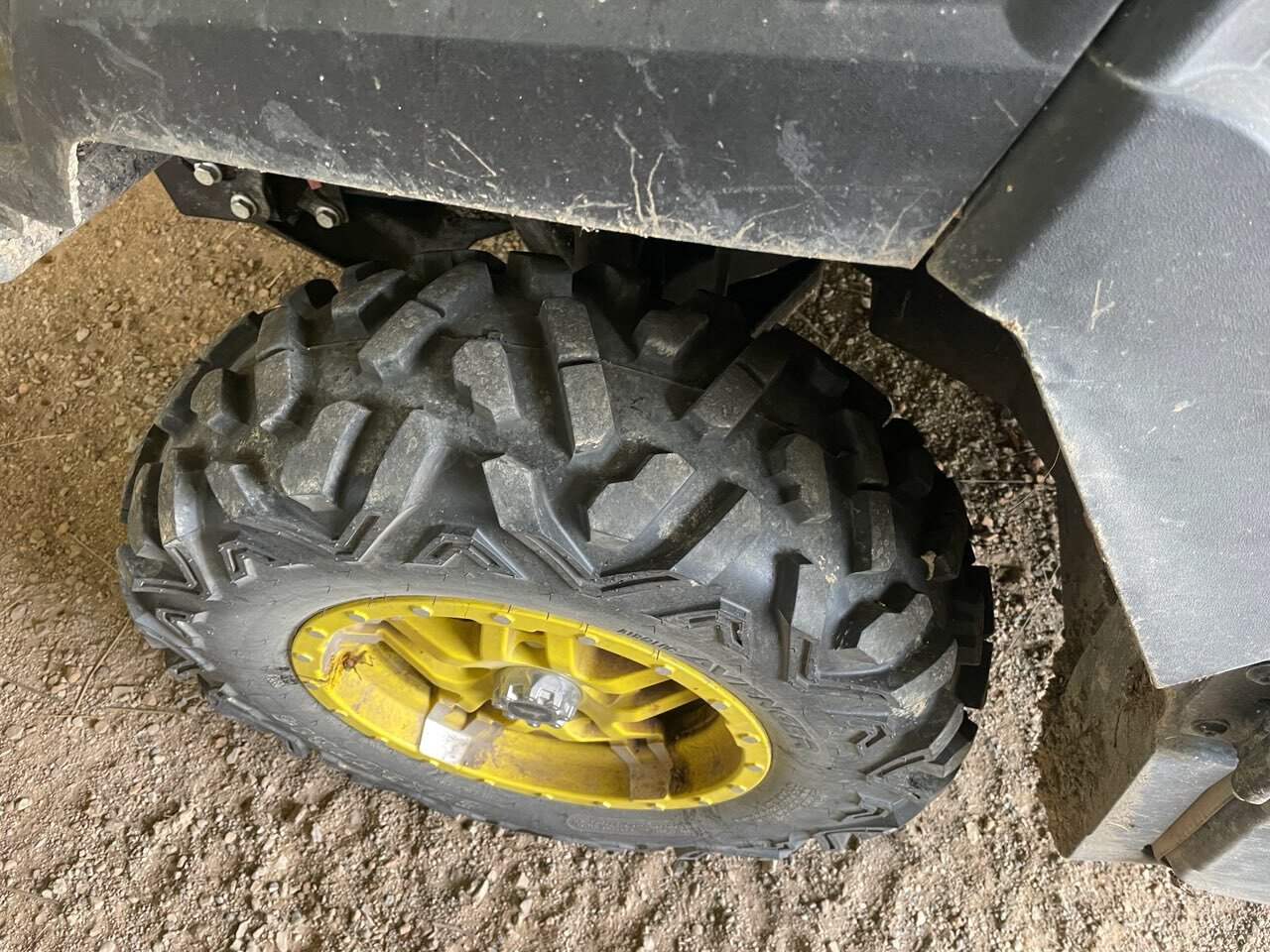 2021 John Deere XUV 835R Image 2