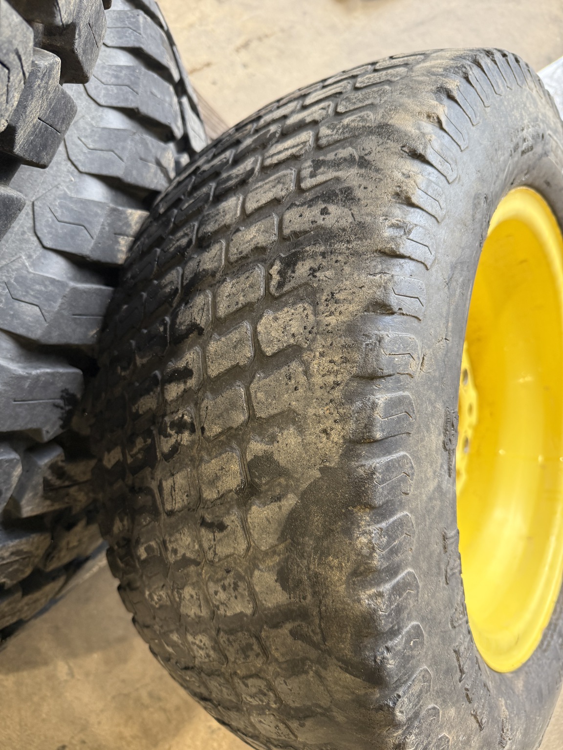 John Deere 44x18.00-20 LVB25000 Image 4