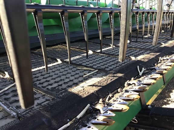 Used 2023 John Deere HD45R Combine Platforms at Horizon Ag & Turf in Lloydminster, AB - Photo32