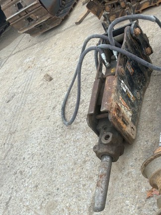 Photo of 2006 John Deere HB50