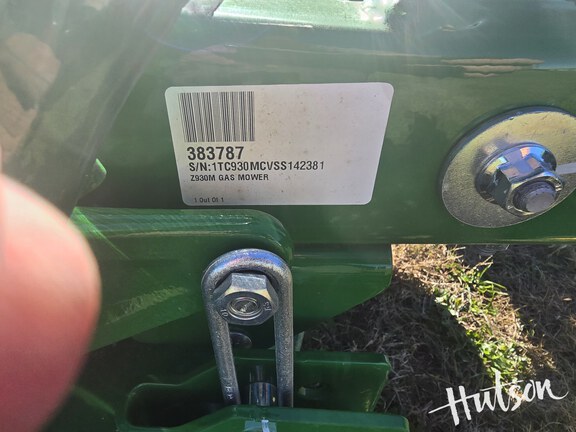 Photo of 2025 John Deere Z930M