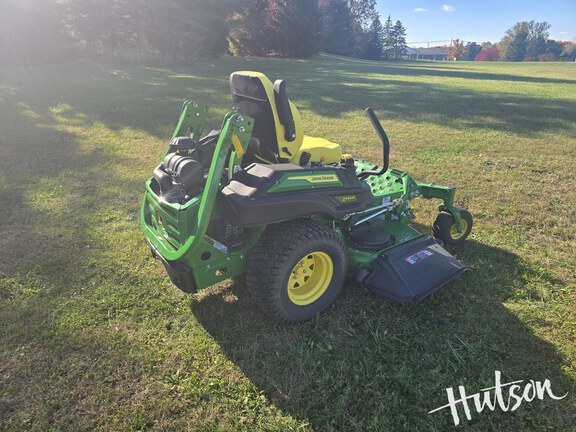Photo of 2025 John Deere Z930M