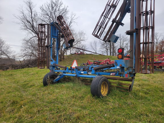  DMI 38' Crumbler - Photo2