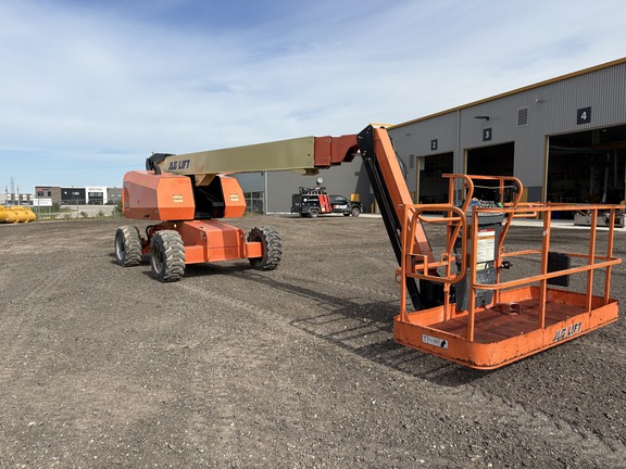 2011 JLG 660SJ