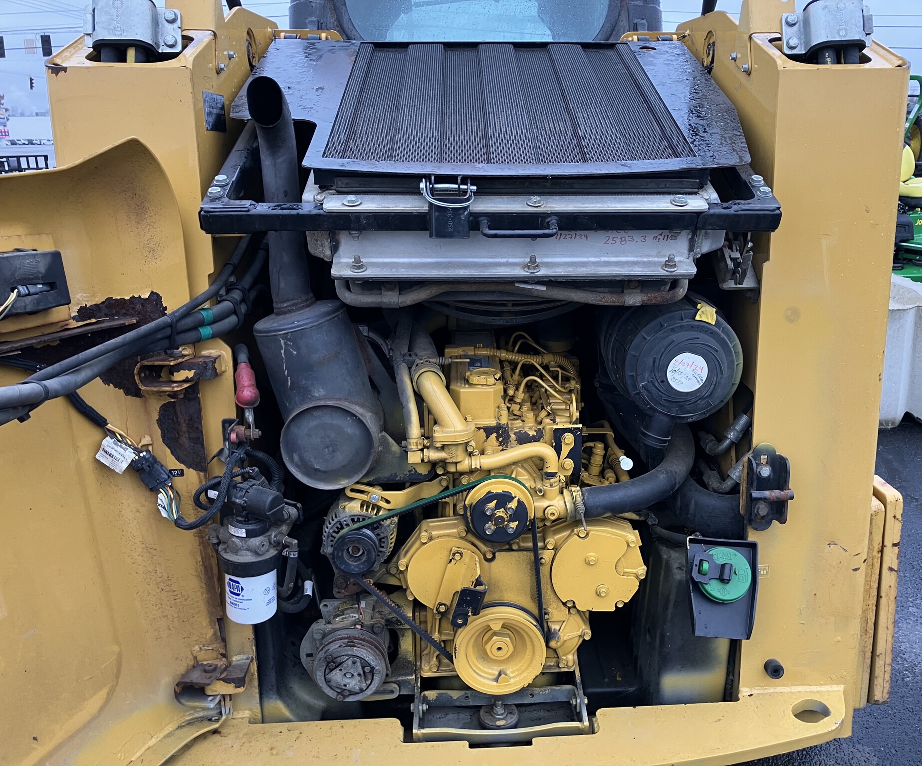 Caterpillar 246C Image 9