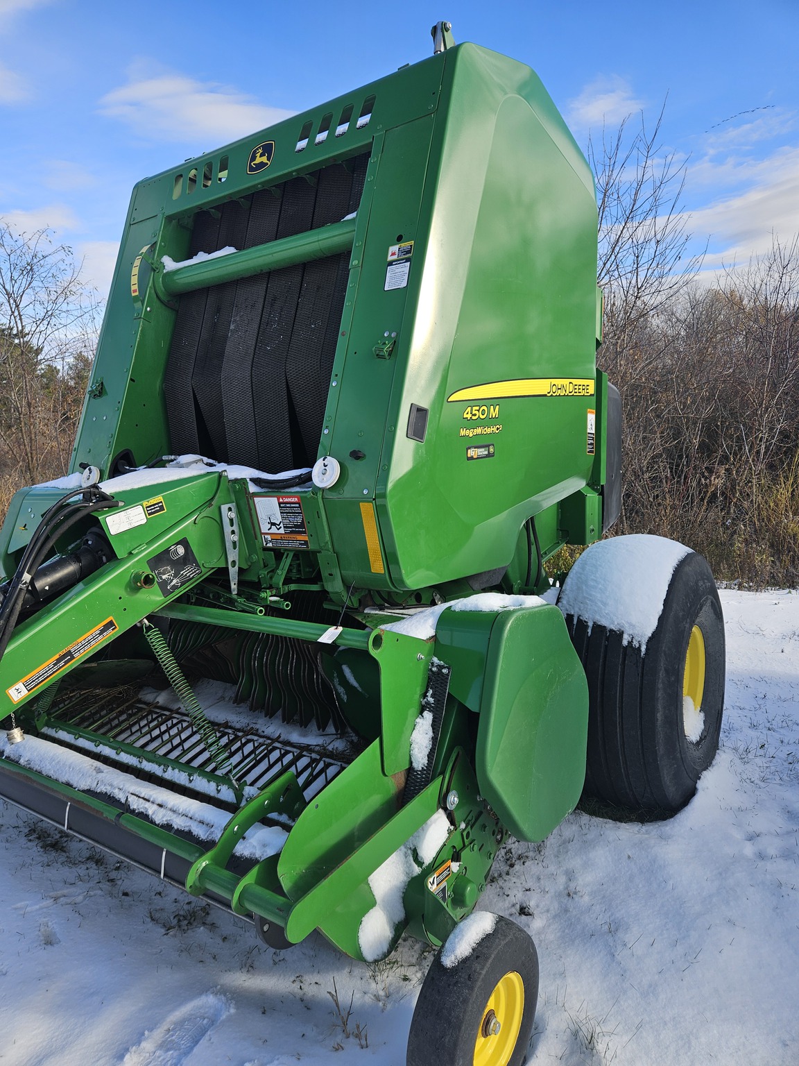 2019 John Deere 450M Image 1