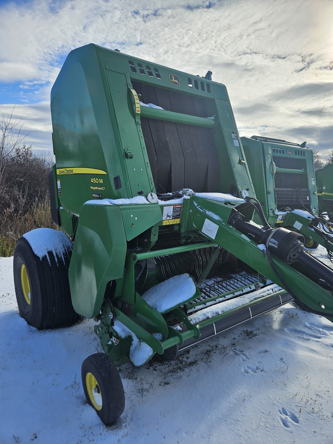2019 John Deere 450M Image 2