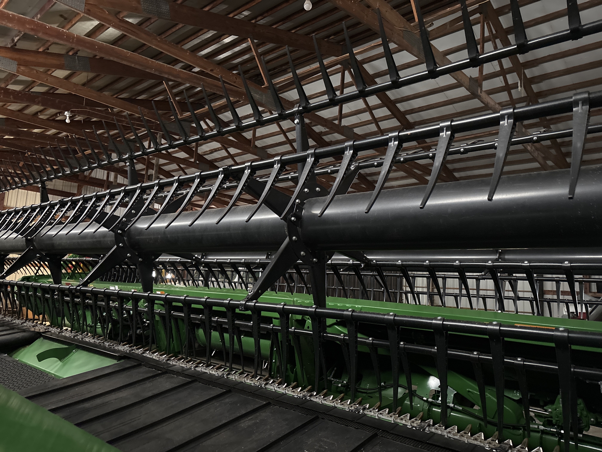 Used 2022 John Deere RD35F Combine Platforms at Koenig Equipment in Greenville, OH - PhotoXL2
