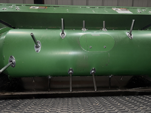 Used 2022 John Deere RD35F Combine Platforms at Koenig Equipment in Greenville, OH - Photo6