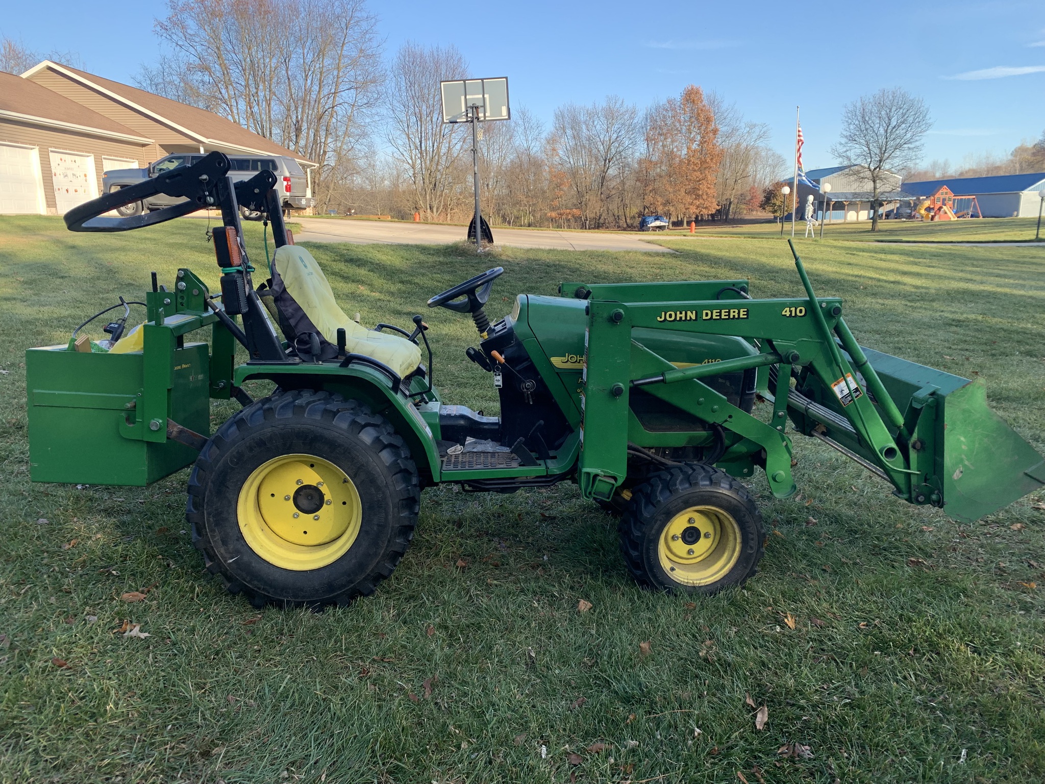 2003 John Deere 4110 Image 1