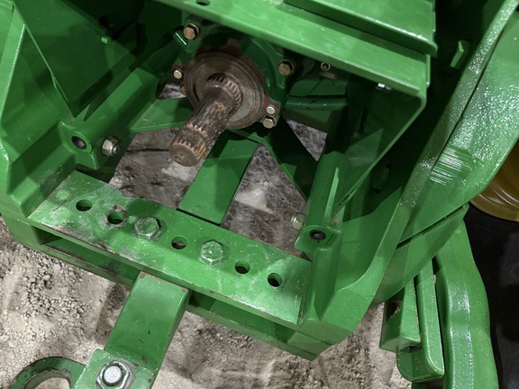 2012 John Deere 8235R - Photo20