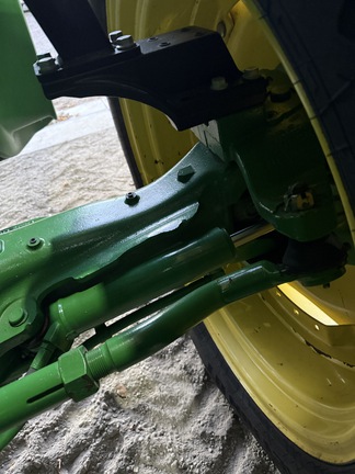 2012 John Deere 8235R - Photo32