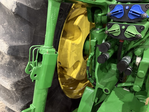 2012 John Deere 8235R - Photo36