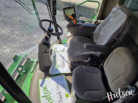 Photo of 2021 John Deere S780