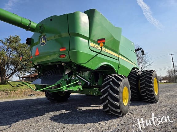 Photo of 2021 John Deere S780