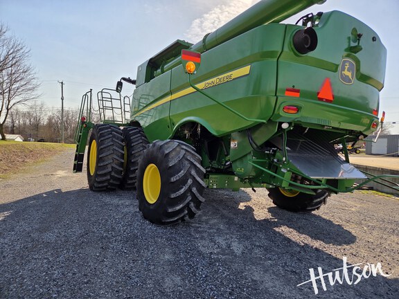 Photo of 2021 John Deere S780