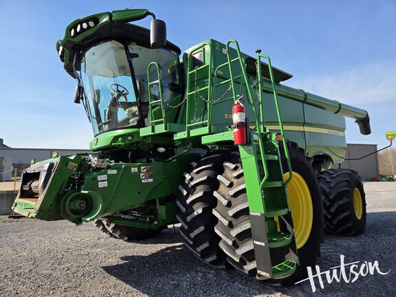 Photo of 2021 John Deere S780