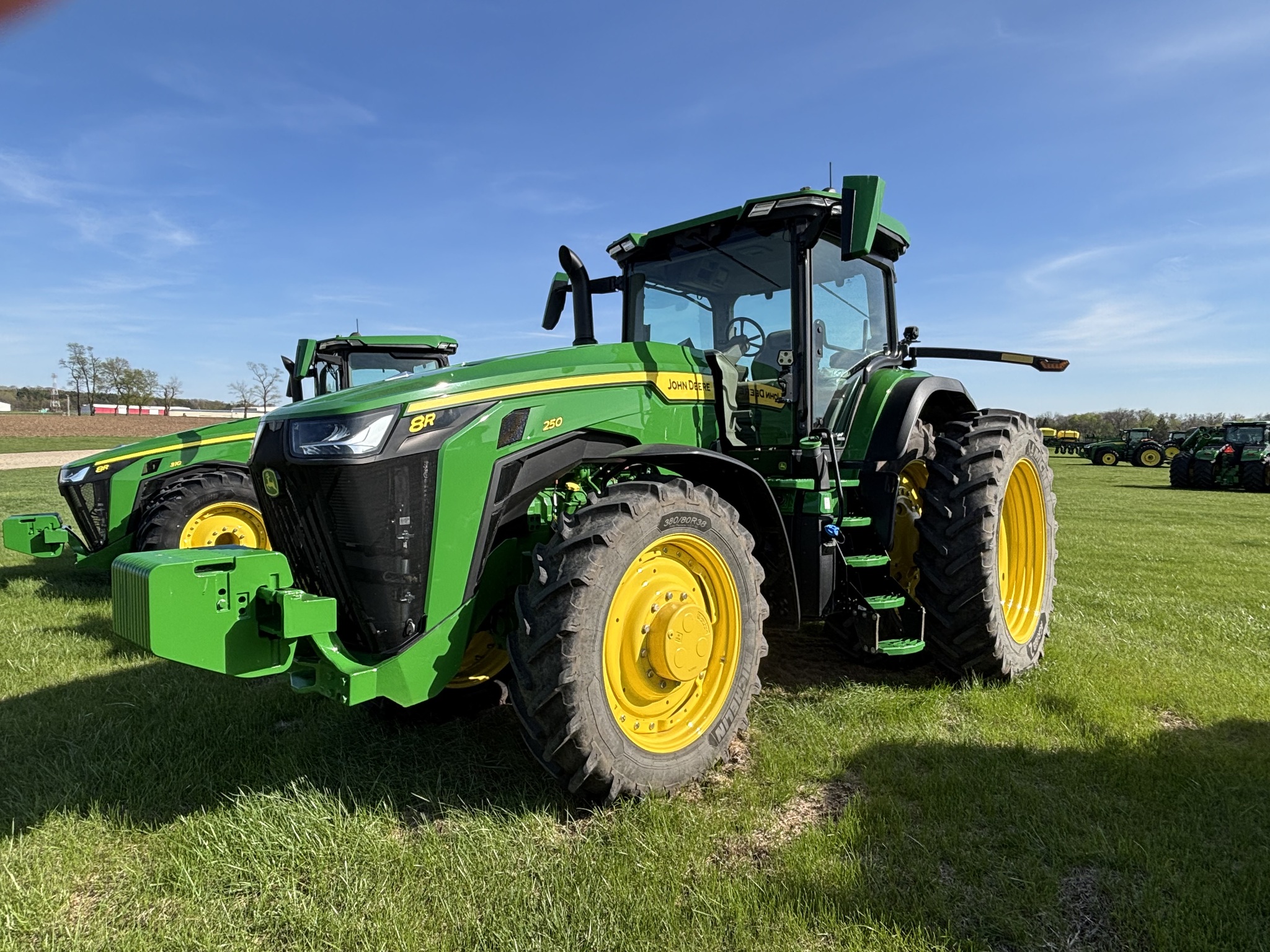  2025 John Deere 8R 250 at Heritage Tractor in Lacon, IL