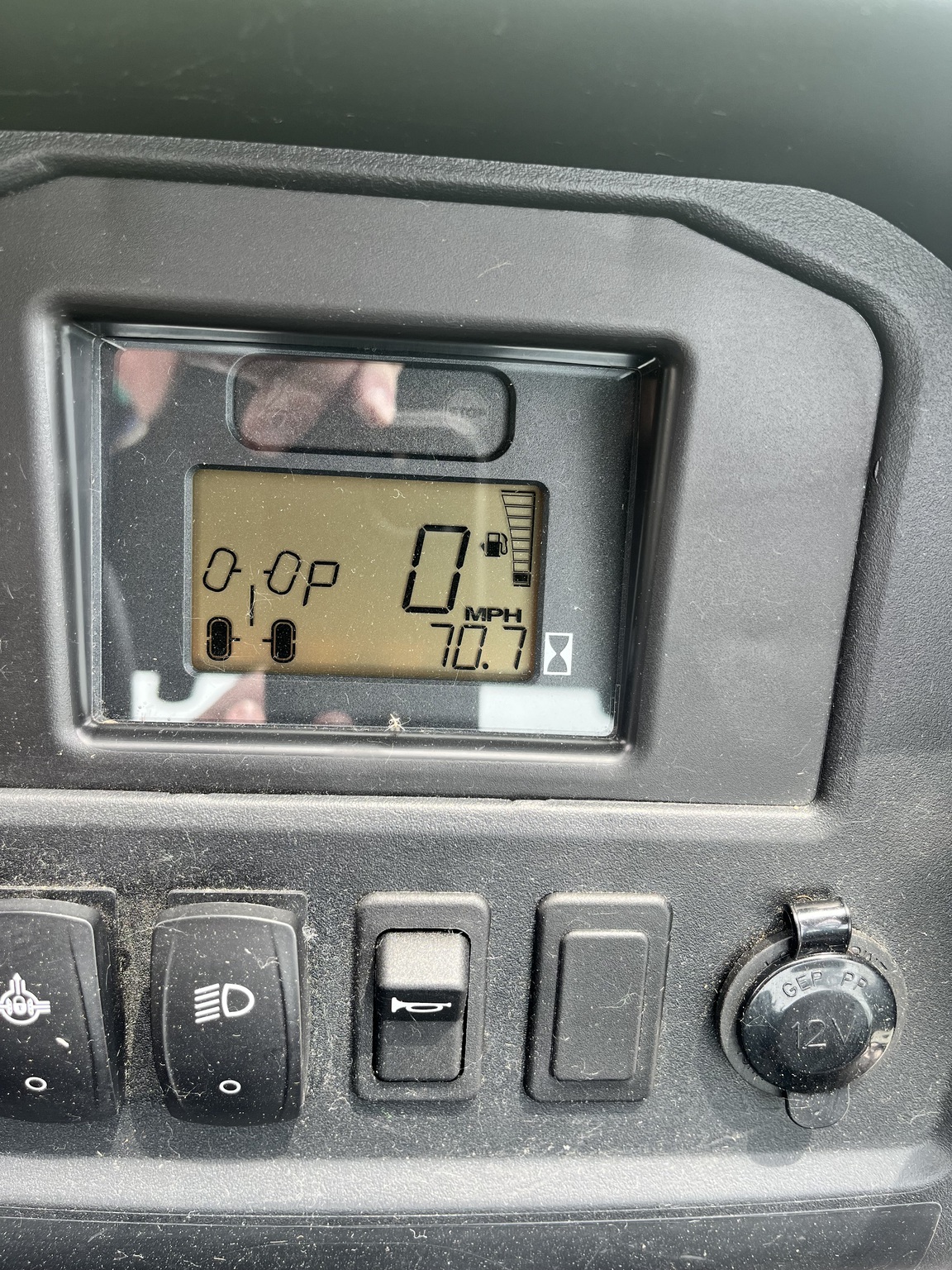 2024 John Deere 615 Image 10