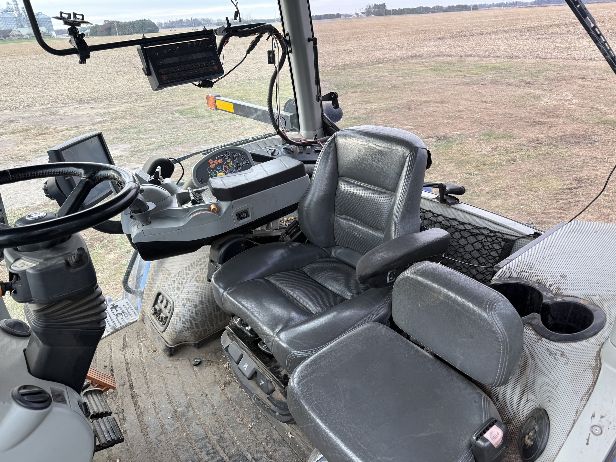 2016 New Holland T8.410 Image 5