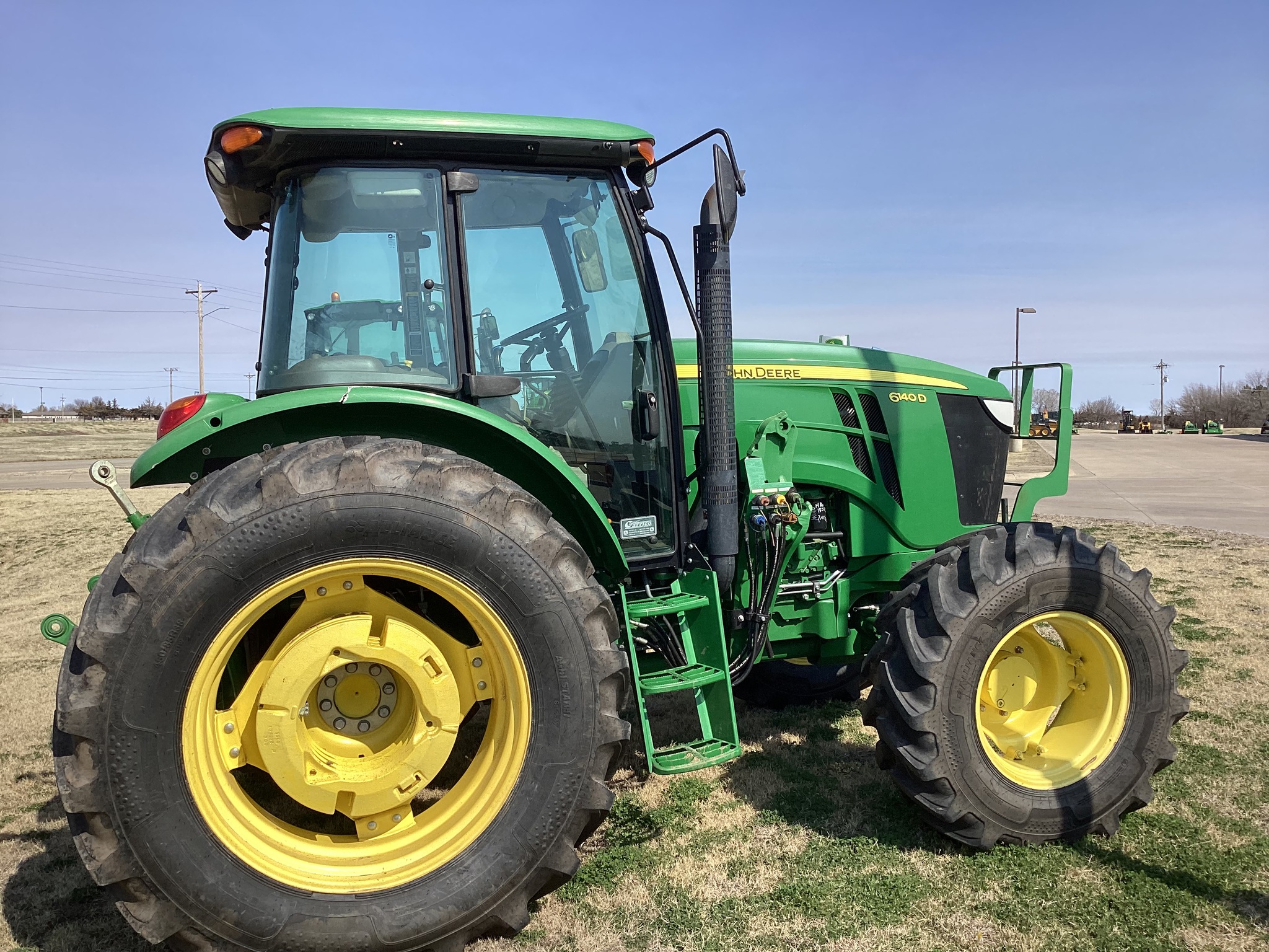 2014 John Deere 6140D Image 3