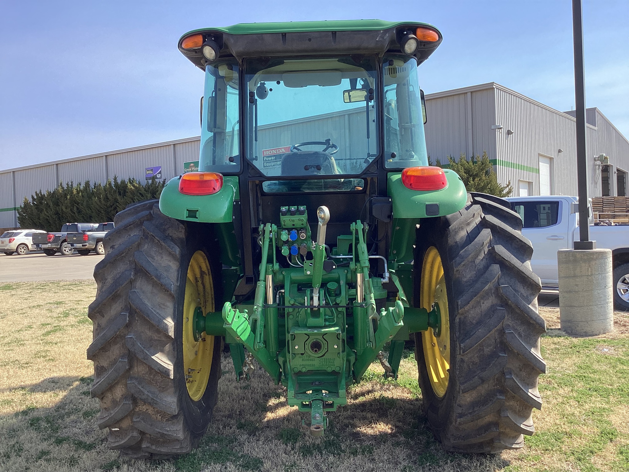 2014 John Deere 6140D Image 6