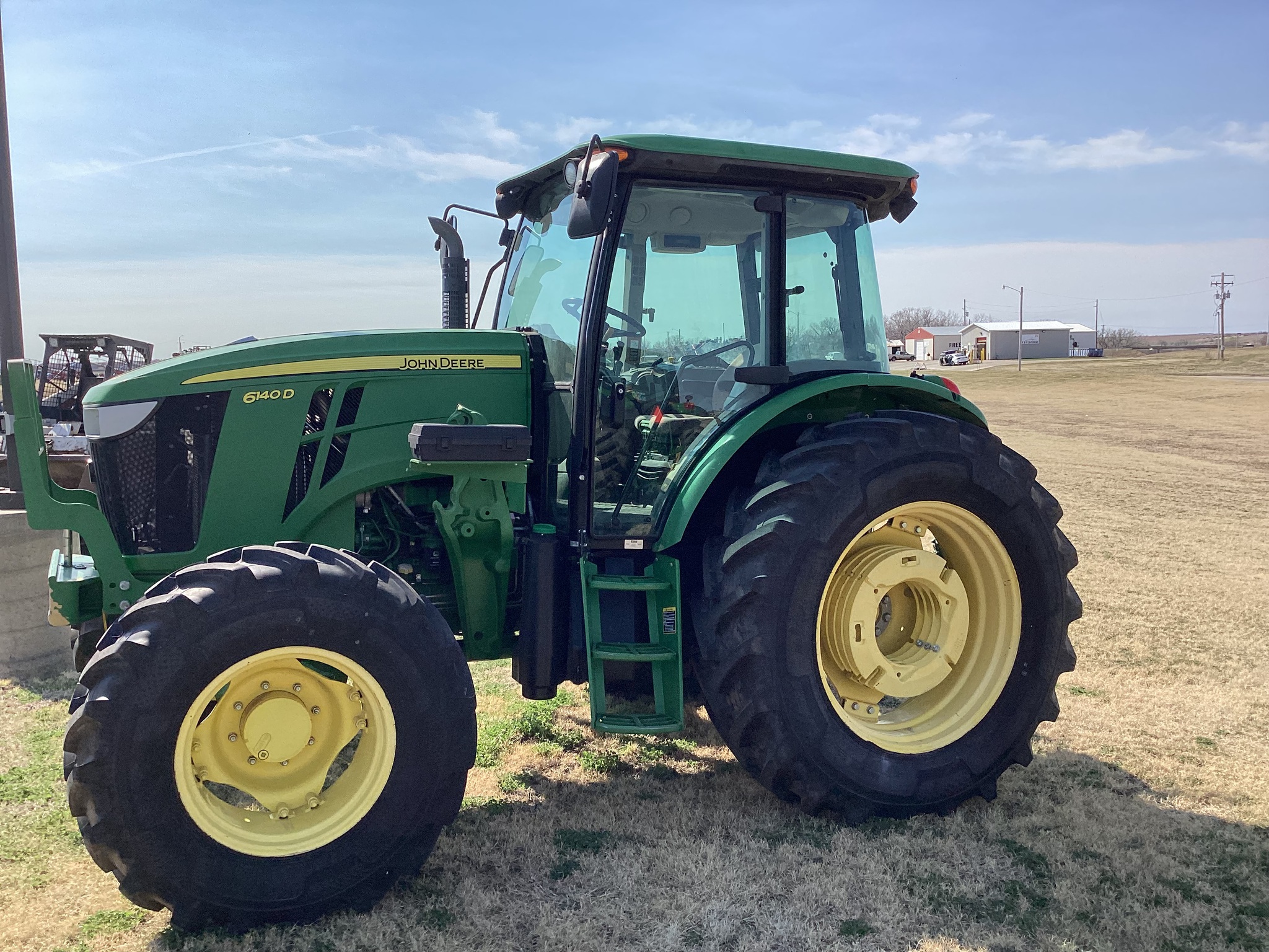 2014 John Deere 6140D Image 4