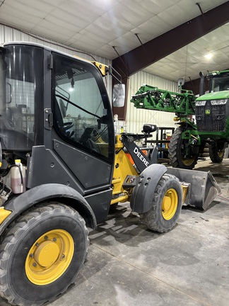 2022 John Deere 204L - Photo3